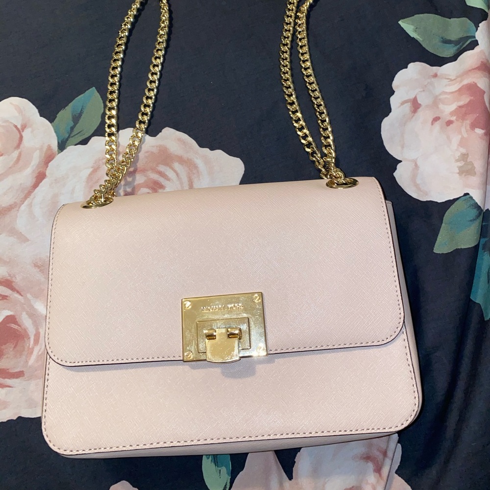 Light Pink Michael Kors Purse